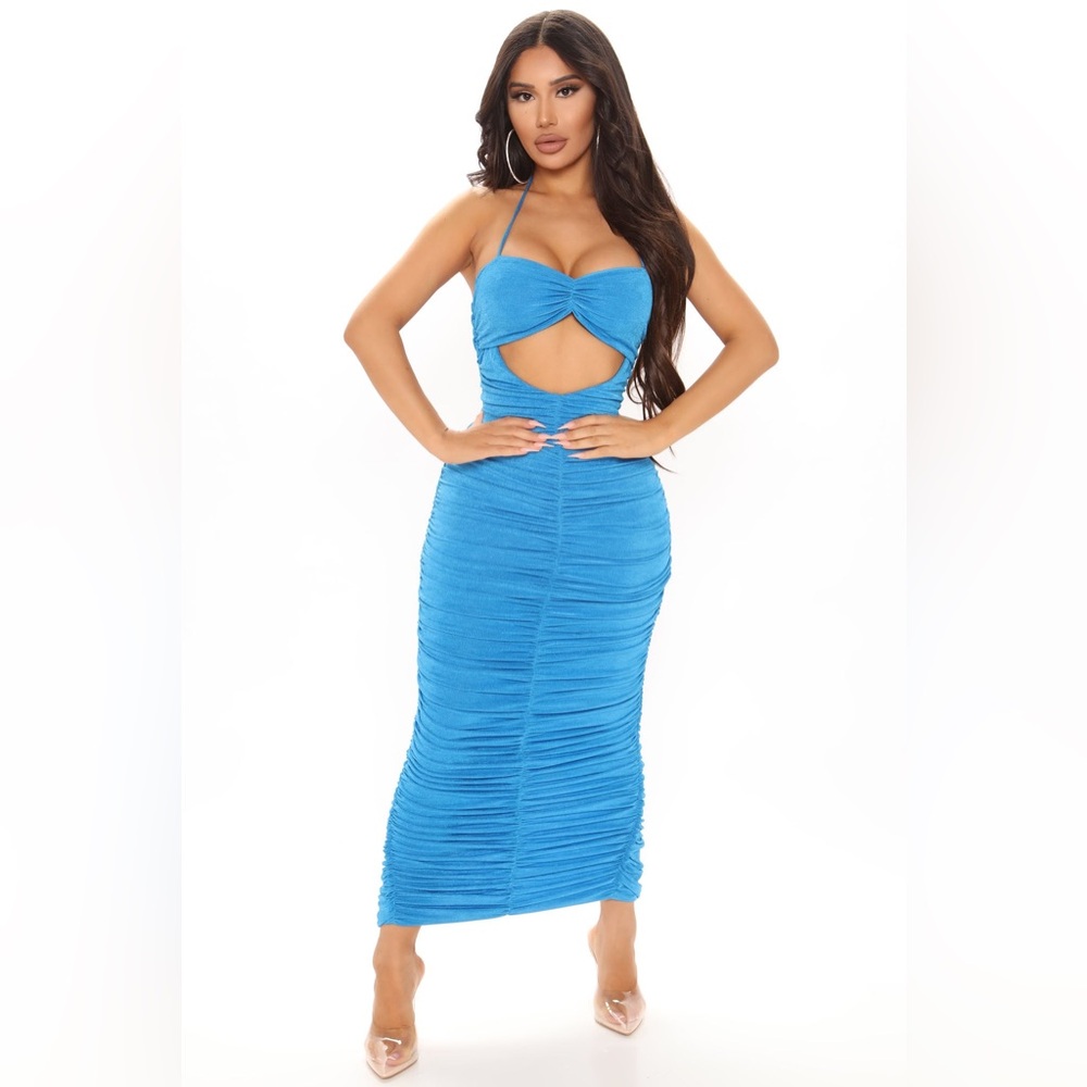Fashion Nova - Coming In Ruched Maxi Dress Size Large